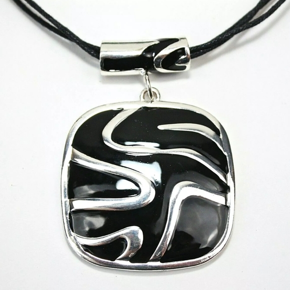 NWOT EAST 5TH Fashion Jewelry Necklace with Pendant - Picture 4 of 5